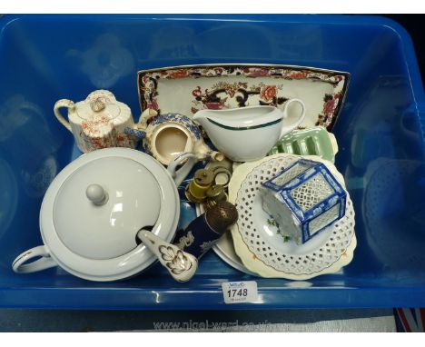 A quantity of china including a blue and white Sadler teapot, Wedgwood Jasperware sugar sifter, lidded tureen with ladle and 
