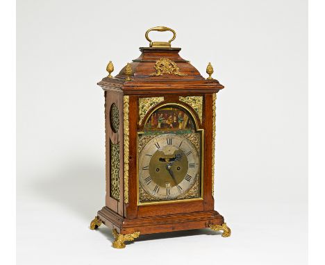 BRACKET CLOCK MIT AUTOMAT. London. Datierung: 2. Hälfte 18.Jh. Entwerfer/Meister: Andrew Dickie. Technik: Nussbaum. Vergoldet