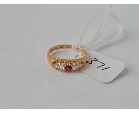 An antique ruby and diamond 18ct gold ring size G