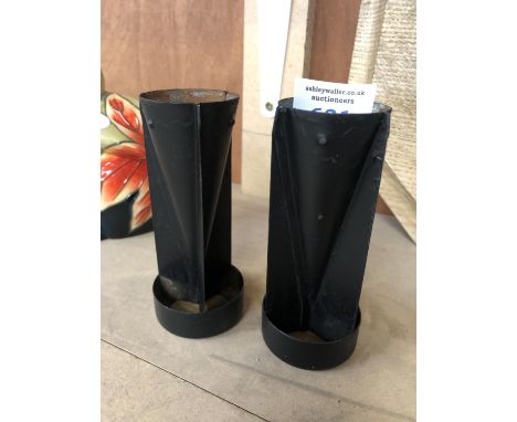 A PAIR OF VINTAGE TRENCH ART ARTILLERY SHELL VASES 