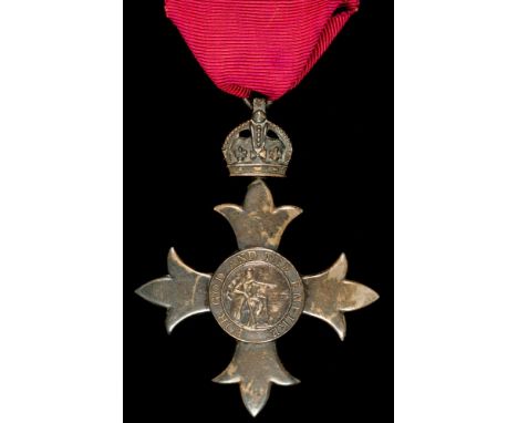 THE MOST EXCELLENT ORDER OF THE BRITISH EMPIRE MEMBER'S SILVER BADGE (MBE) 1st Type, hallmarked 1917++++