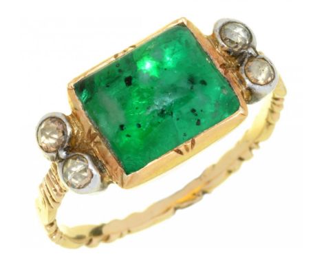 A GEORGIAN EMERALD AND ROSE CUT DIAMOND RING, 18TH C  the foiled, domed rectangular emerald approx 0.8 x 0.9cm, chased gold h