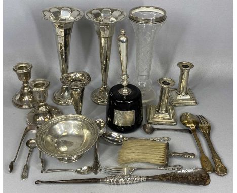 GROUP OF SILVER COLLECTABLES including pair of George V trumpet form vases, Sheffield 1919/20, 21cms (h), George VI pedestal 