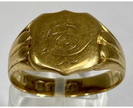 9CT GOLD SIGNET RING, engraved and monogrammed, size U, 6.2gmsProvenance: private collection Anglesey