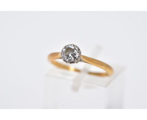 A YELLOW METAL SINGLE STONE DIAMOND RING, designed with a claw set, round brilliant cut diamond, total estimated diamond weig