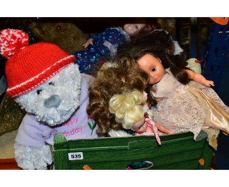 A COLLECTION OF DOLLS AND SOFT TOYS, to include vintage Sindy Doll (marked 033055X to back of head, body marked 033029 and 03