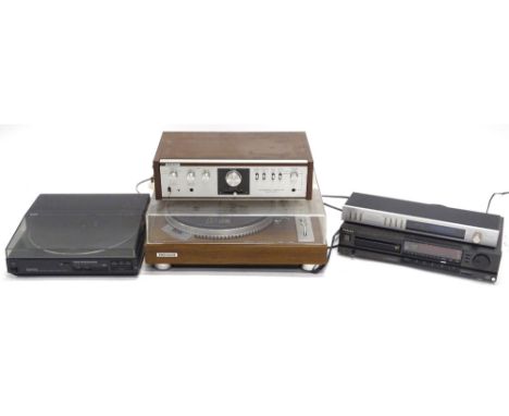 A quantity of vintage hi-fi, to include mainly Pioneer, to include a Quartz Syncro Pulse, model number PL550 record deck, int