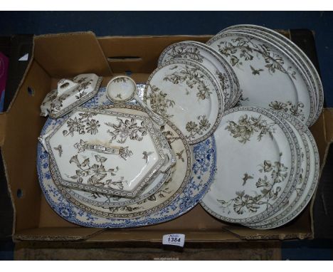 A quantity of Wedgwood 'Clematis' dinnerware including dinner, breakfast and side plates, serving dish, sauce ladle, etc. (so