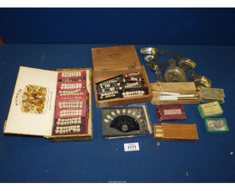 A box of miscellanea to include Denture making kit, lamp bulbs for Rayway main voltage outfit, Soloid Benedict test teeth col