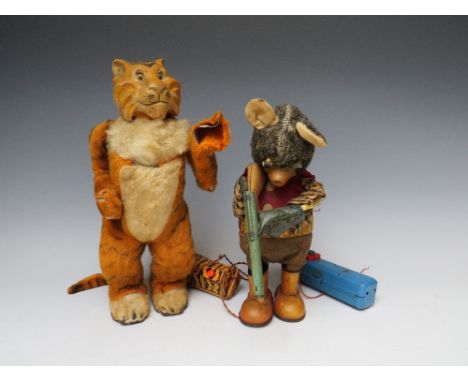 VINTAGE MARX MECHANICAL WALKING ESSO TIGER TOY, circa 1966, together with a walking mechanical hunting bear toy by SAN (2)