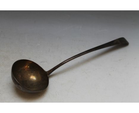 A HALLMARKED SILVER OEP PATTERN SOUP LADLE - LONDON 1788, makers mark W.S, approx weight 210g, L 34.5 cmCondition Report:ding