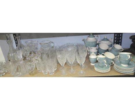 Royal Doulton tea and coffee service cascade, a small quantity of cut glass to include glasses and decanters, and a dinner se