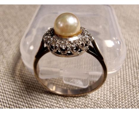 18ct Diamond &amp; Pearl White Gold Dress Ring - size P