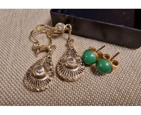 Pair of Vintage 9ct Gold Earrings - 4.1g