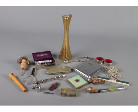A small box of collectables. Including a Royal Army Service Corps compact, Swedish brass vase, electroplated spectacle case, 