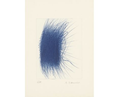Arnulf Rainer (Baden b. Wien 1929 – lebt in Enzenkirchen und auf Teneriffa). Ohne Titel. 1976Kaltnadel in Blau auf Velin.  33