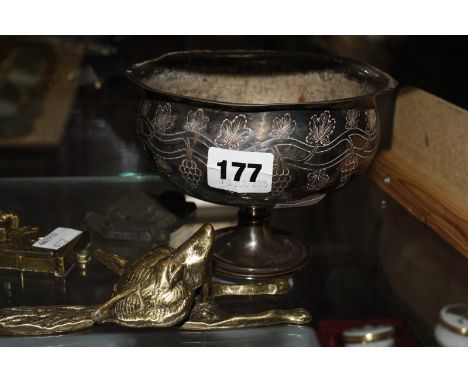 A quantity of brassware; including a fox door knocker, two further examples, a verdi gris lizard etc and a silverplated bowl.