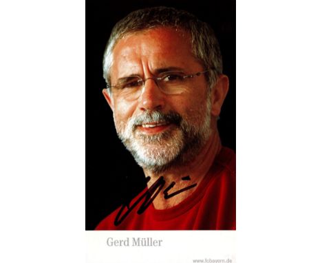 German Football Legend Gerd Muller Signed Bayern Munich Bio Card with Photo on front. Signed in black marker pen. A striker r
