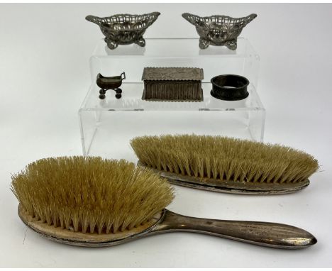 Mappin & Webb: pair of silver salts (lacking liners) hallmarked London 1898, together with a silver box, Birmingham 1892, a s