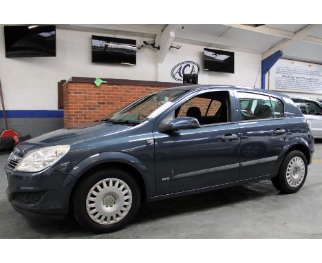 Make &amp; Model: Vauxhall Astra LifeDate of Reg: KP57 GKJColour: Bluecc: 1598MoT: 09-09-2022Fuel Type: PETROLMileage: 120kTr