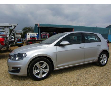 Make &amp; Model: VW Golf Match TSI BMTDate of Reg: AE65 TVWColour: Silvercc: 1395MoT: 31-08-2022Fuel Type: PETROLMileage: 25