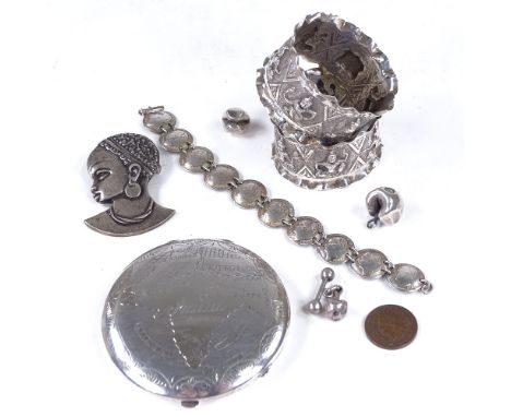 Various silver, including Indian compact, Persian bullet money, coin bracelet etcLot sold as seen unless specific item(s) req