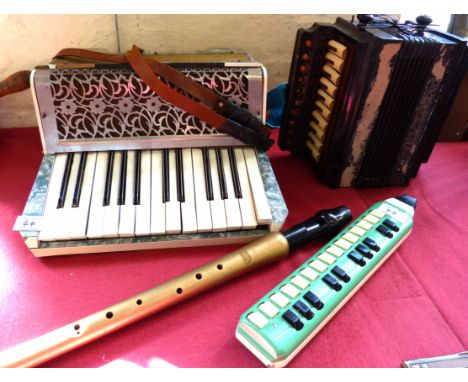 Alvari accordion and peerless squeeze box. Tenor recorder and Melodica.Condition report: see terms and conditions.