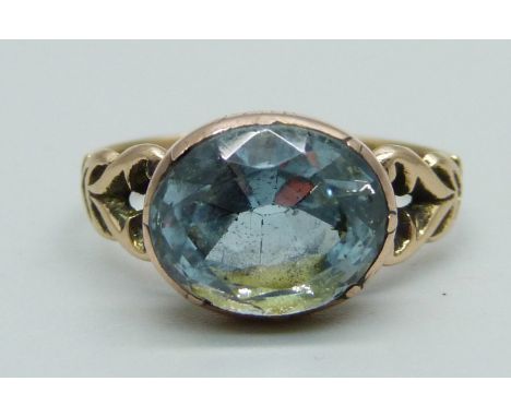 A Victorian 15ct gold and blue stone solitaire ring, Chester 1892, 3.2g, K 