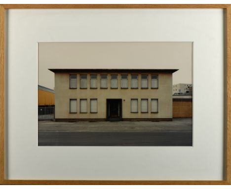 THOMAS RUFF - NASC. 1958, "Haus 12 IIIa", colour photography, signed and dated 1989/1998, numbered 11/20, Dim. - 50 x 60 cm