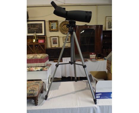 A Good Quality inpro Optigra Spotting Scope on Tripod