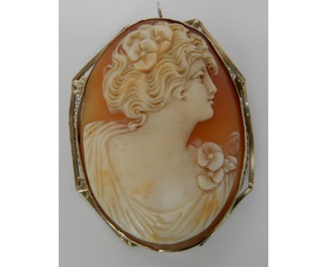 A 14k white gold shell cameo pendant brooch weight 15gms Condition Report: Available upon request