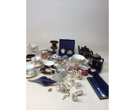 Cabinet cups and saucers including Royal Crown Derby , Royal Albert, together with Limoges miniatures, Royal Adderley, Royal 