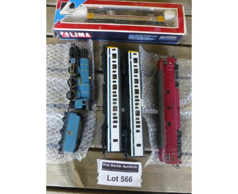 Die-cast : Railway Engines - Lima (4), 205194 (boxed), 205104, 205121, 205152 (2 car set), all look in good order.