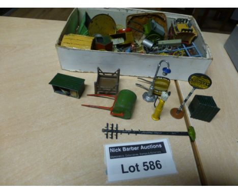 Die-cast : Britains lead vintage accessories - lamp, petrol pumps, rollers, straw bale, trailers, signs etc, super lot.