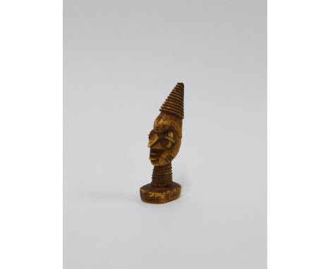 Aboriginal bone reliquary, 6cm 