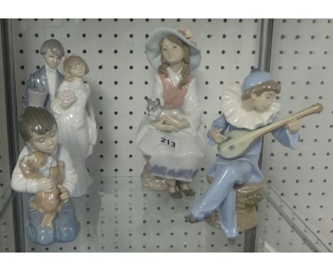 Two Lladro figures and two Nao figures (4)
