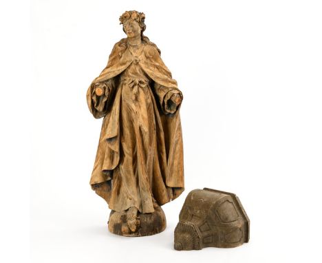             Große barocke Maria ImmaculataLindenholz rückseitig gehöhlt, Reste einer Fassung. 17. Jh. 96 x 44 x 19 cm, H Kons