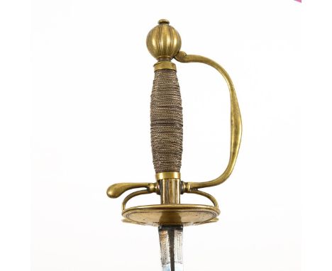 Infanterie-Offiziersdegen. Um 1720.             Klinge L 82 cm, Gesamt L 100 cm.             Im unteren Teil sechskantige, sc