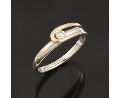 Brillant-Ring.             585er Gelbgold (14 kt). Ringgröße: 52. 2,8 Gramm.             Kleiner Brillant circa 0,1 ct, moder