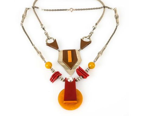 2 Modeschmuck-Colliers, JAKOB BENGEL. Idar-Oberstein 1930er Jahre.             Galalith (duroplastischer Casein-Kunststoff, 1