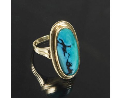 Türkis-Ring.             585er Gelbgold (14 kt). Ringgröße: 52. 5,5 Gramm.             Ovaler Türkis-Cabochon circa 21 x 9 mm