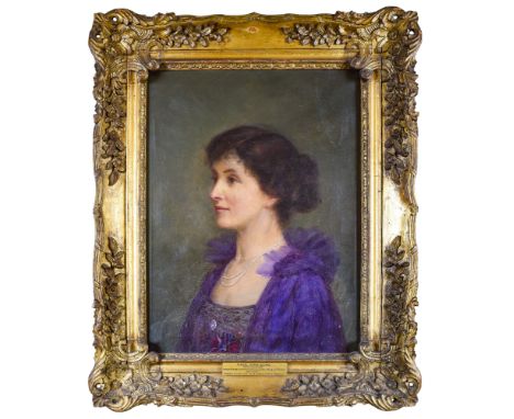 Irish c.1910 Portrait of Mabel Anna Going, daughter of Benjamin Frehd Going DL of Ballyphilip, County Tipperary (1851-1883). 