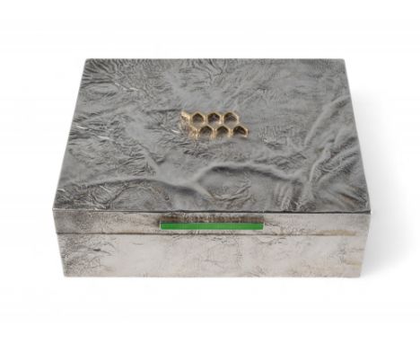 20th Century A Samorodok silver box with green enamel handle to front Hallmarked SJ Rose and Sons, 1970 Dimensions: 1.25 in. 