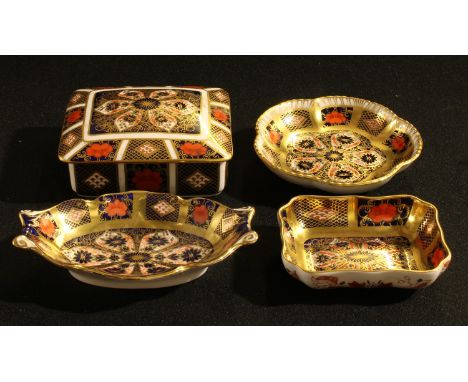 A Royal Crown Derby 1128 pattern rectangular trinket box and cover, second quality; three 1128 pattern assorted trinket dishe