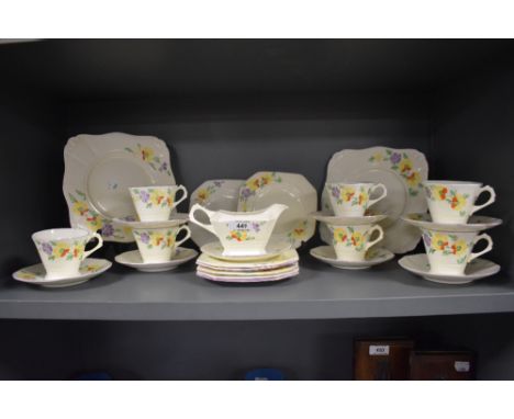 An Art Deco Plant Tuscan part tea service patt no. 2786A in good condition.