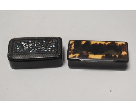 Two antique snuff cases or boxes including a carved horn and shell design and a micro mosaic mother of pearl inlayed design.