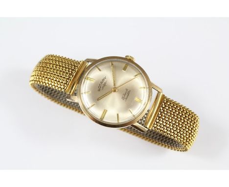 A Gentleman's 9ct Gold Rotary 21 Jewel Incabloc Wrist Watch. The watch having a champagne face and baton numerals on a vintag