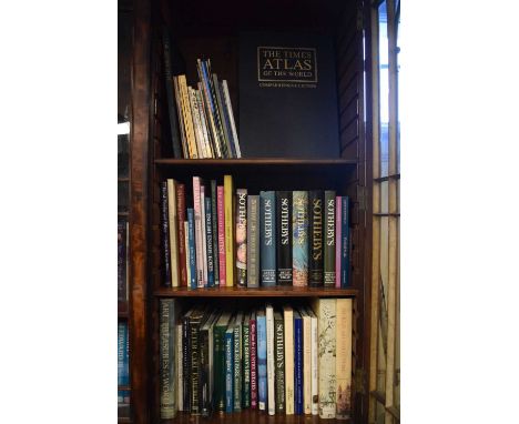 Quantity of mainly 1980s hardback books relating to Art and Architecture, to include Mark Girouard and Sotheby's 'Art at Auct