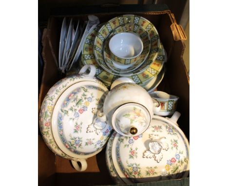 A Wedgwood Terrace pattern part dinner service, together with a pair of Royal Worcester Mayfield lidded tureens