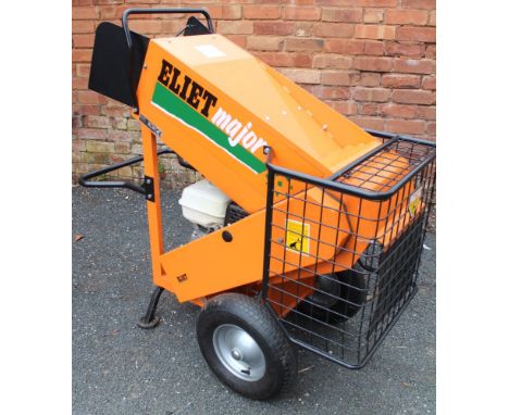 A Eliet Majo garden shredder, with Honda engine 